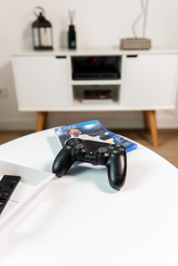 Appartamento Deluxe Flat, Ps4, Parken, Netflix, Zentral Offenbach am Main Esterno foto